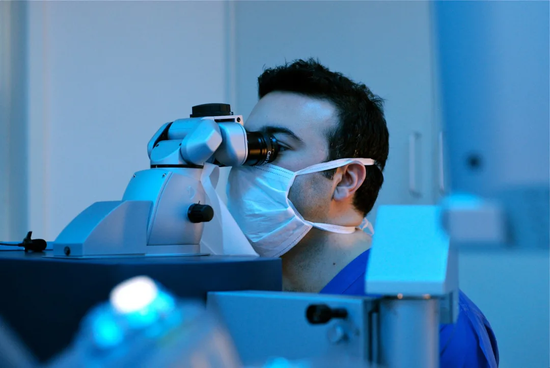 operacja laserowa